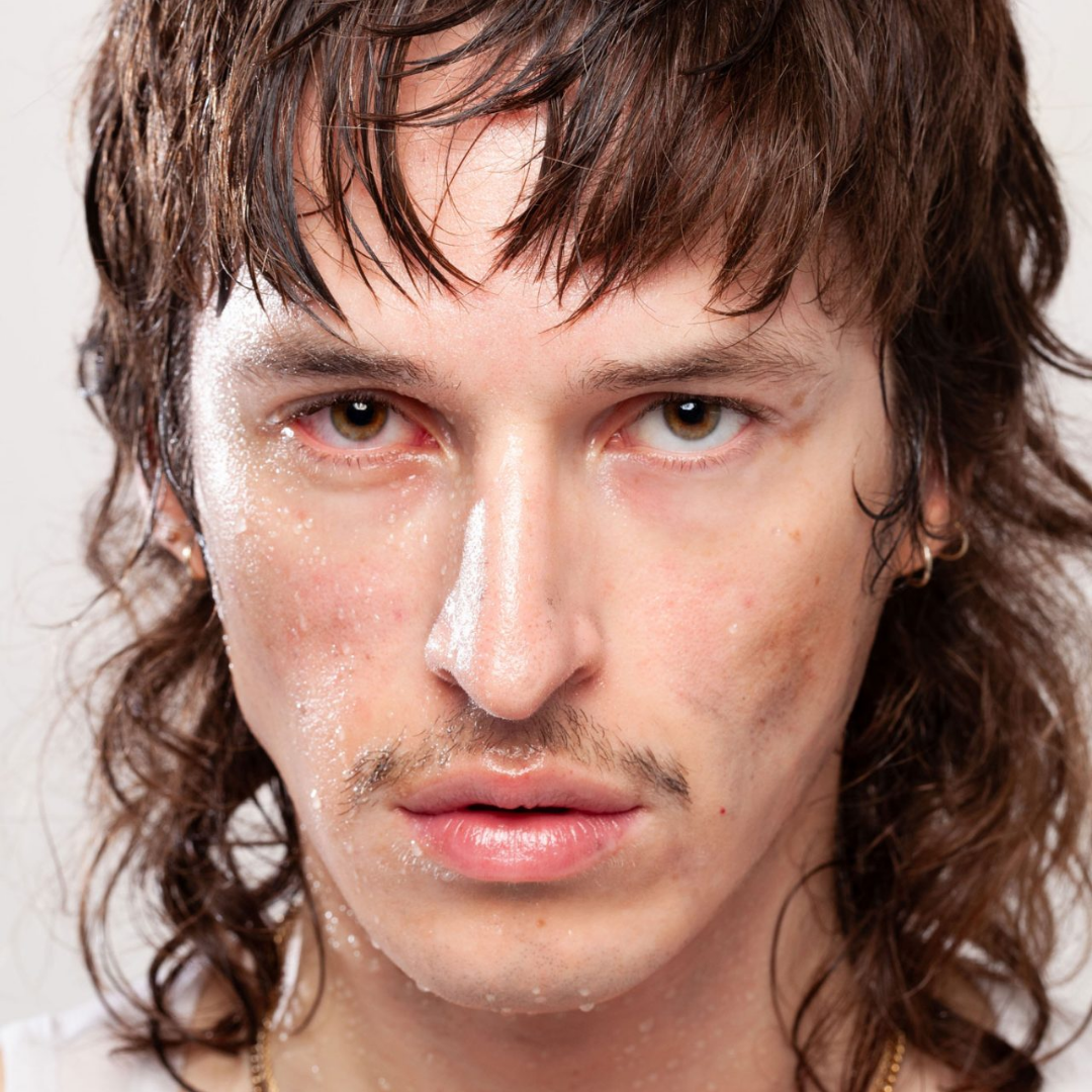 Voorstellingsbeeld Dear Frail Male van Just van Bommel en Frascati Producties